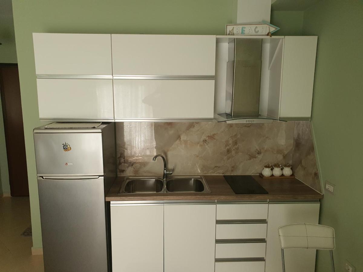 Deni Sea View Apartment Vlore Exterior photo