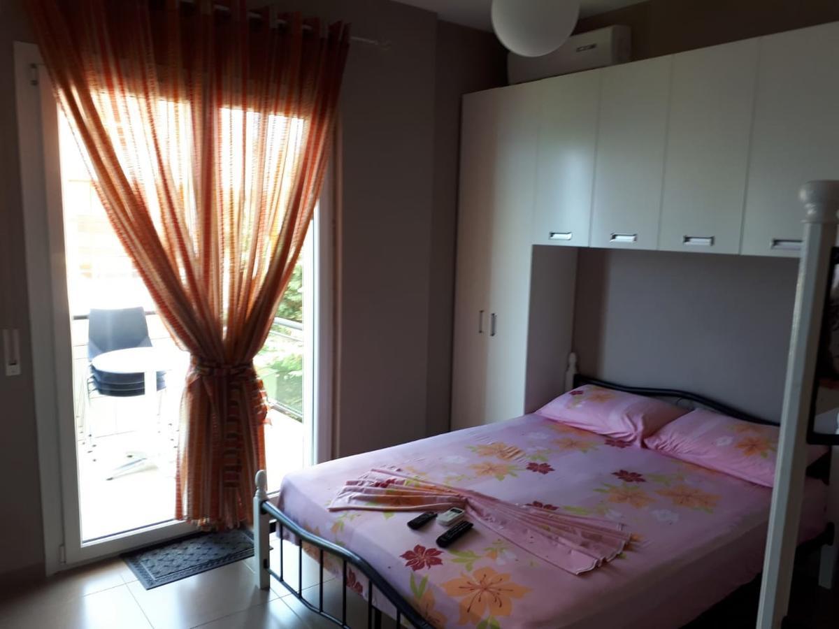 Deni Sea View Apartment Vlore Exterior photo